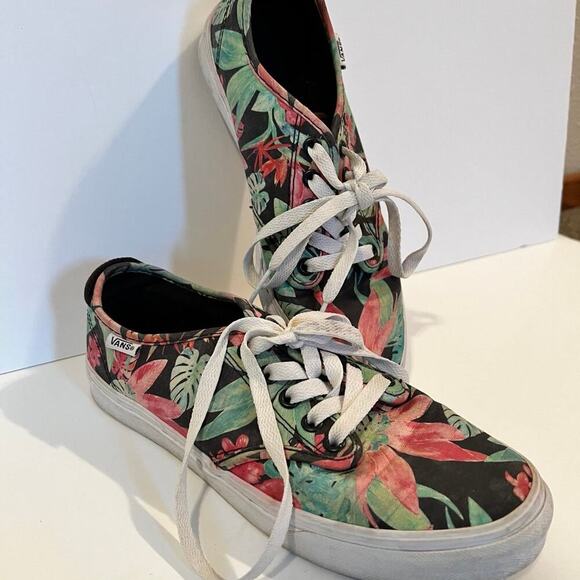 Van’s classic skate, Hawaiian floral sneakers, women's 7.5 - Picture 5 of 9